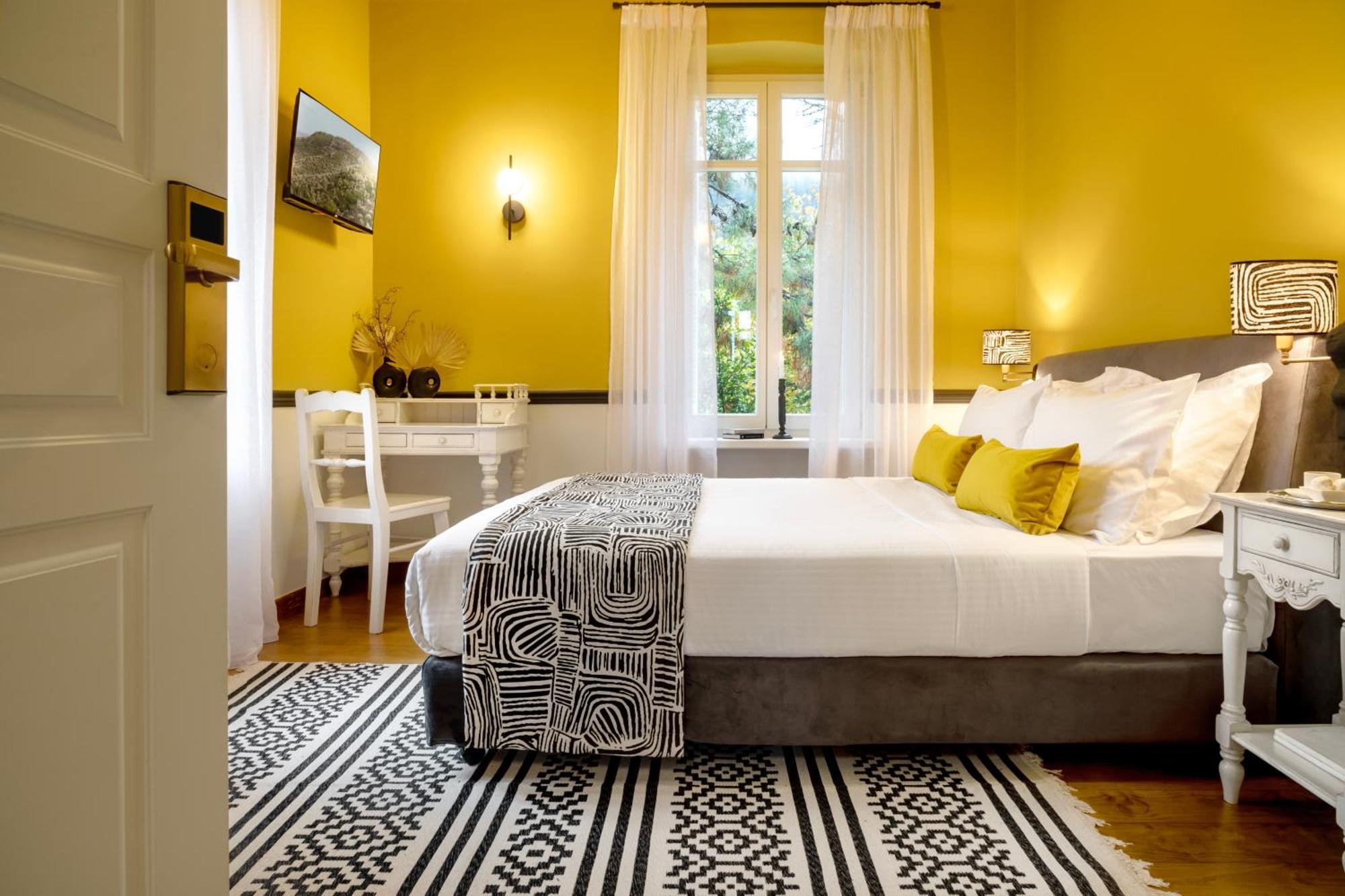 Archontiko Parnassus Dadi Hotel Amfíklia Ngoại thất bức ảnh